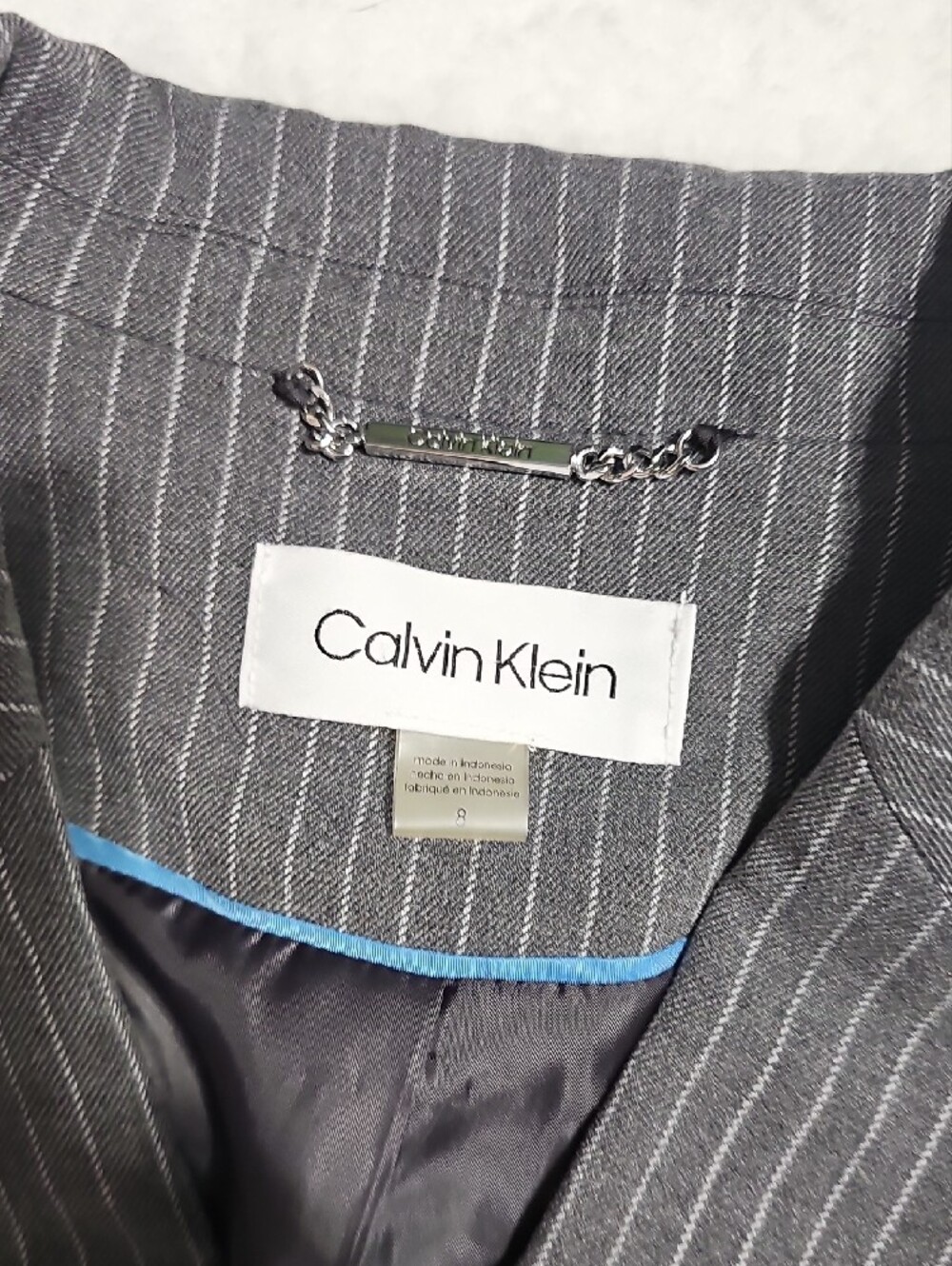 Calvin Klein Womens Gray Pinstripe Double Breasted Blazer Jacket Size 8 S97JS997 - Picture 4 of 9